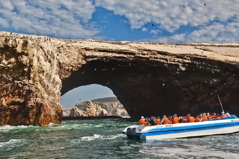 ballestas islands